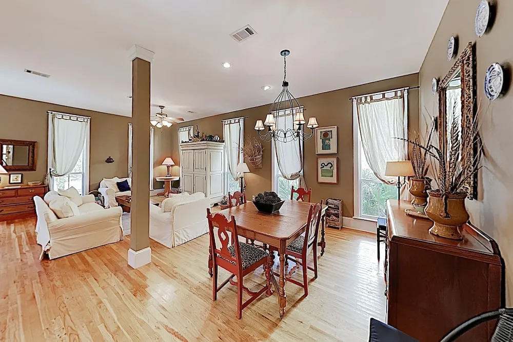 Plantation Dreams Off 30a W/ Pools - Near Beach 3 Bedroom Home