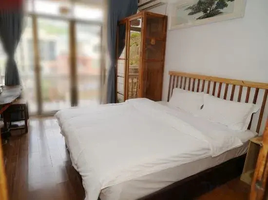 Homestay (China Ceramics City )