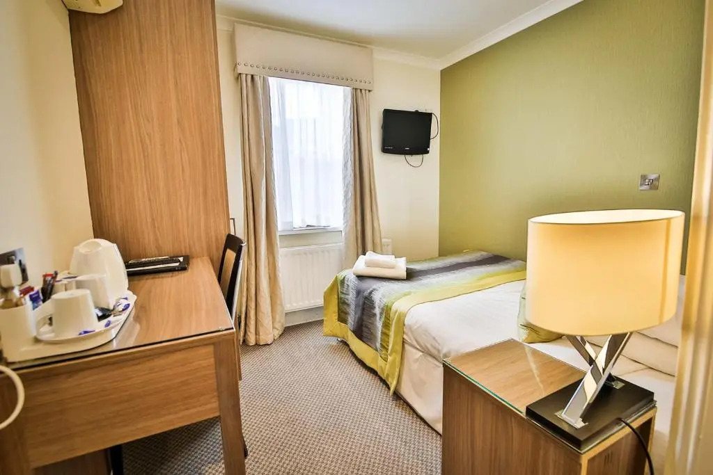 Brisbane House Hotel