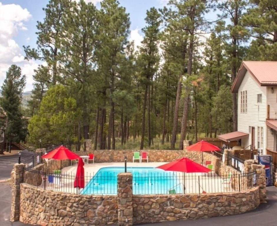 Huge Ruidoso W/ Game Room, Pool, 2 Balconies, 2 Kitchens - Sleeps 17! 6 Bedroom Condo by RedAwning