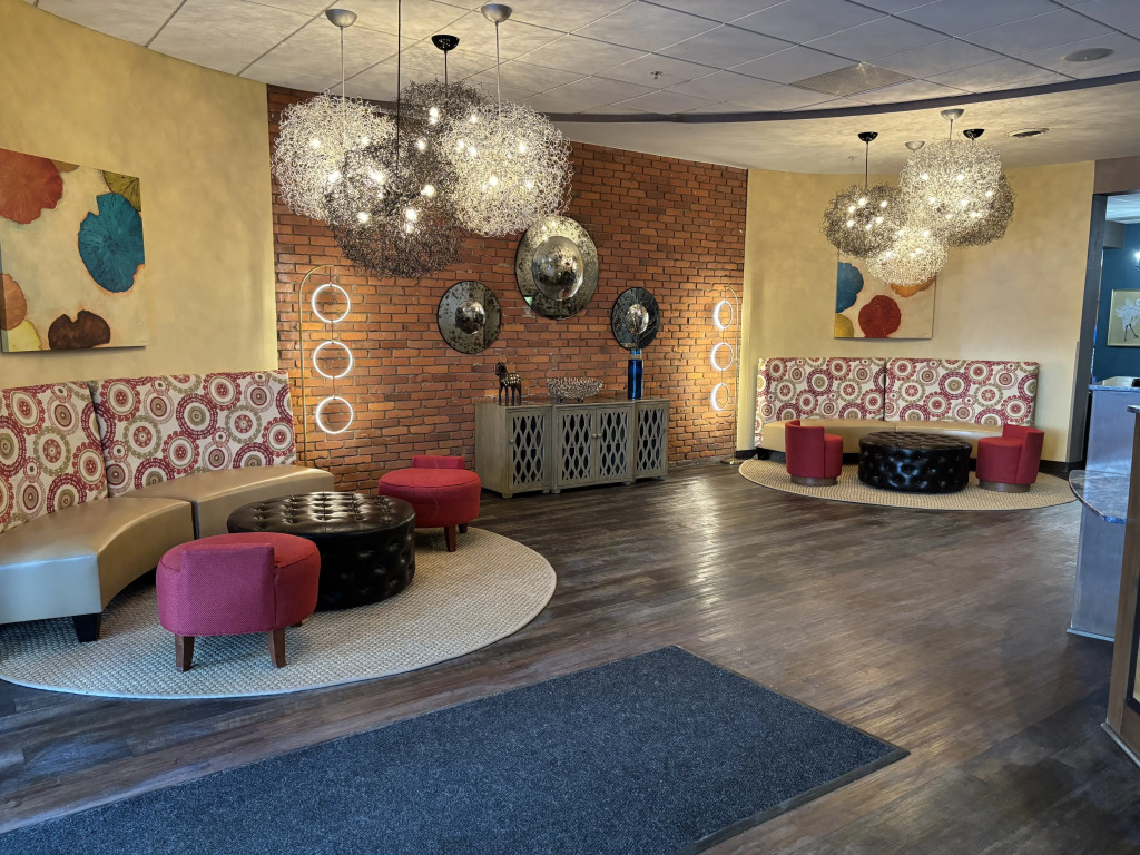 Hotel Indigo Cleveland Beachwood by IHG