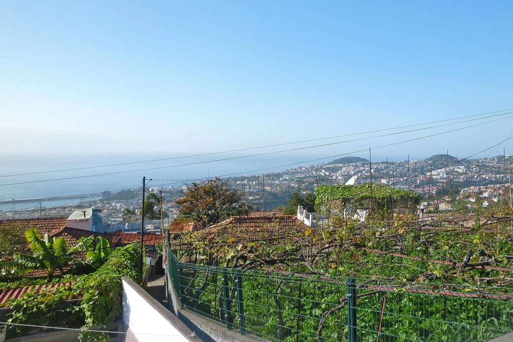 Holiday Home, Funchal