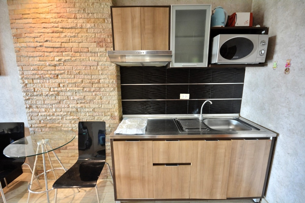 Sea-view Studio With Large Balcony - View Talay 5D