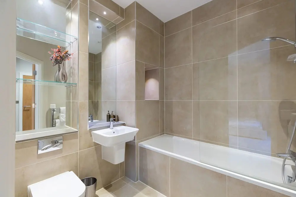 Split Level 2 Bed In Maida Vale, Near Paddington