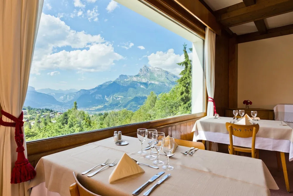 Hôtel Le Caprice Des Neiges Combloux
