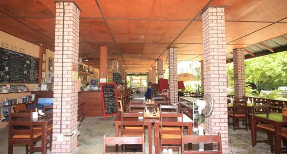 Tranquility Bungalows Bar & Restaurant