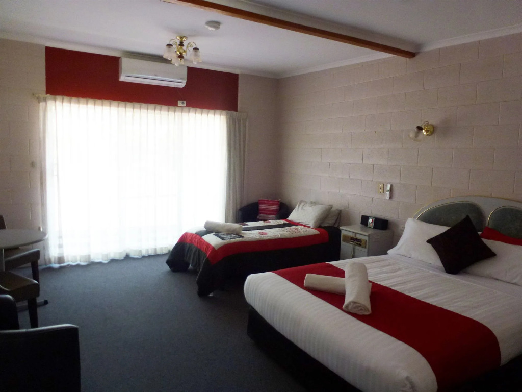 The Grampians Motel & The Views Restaurant