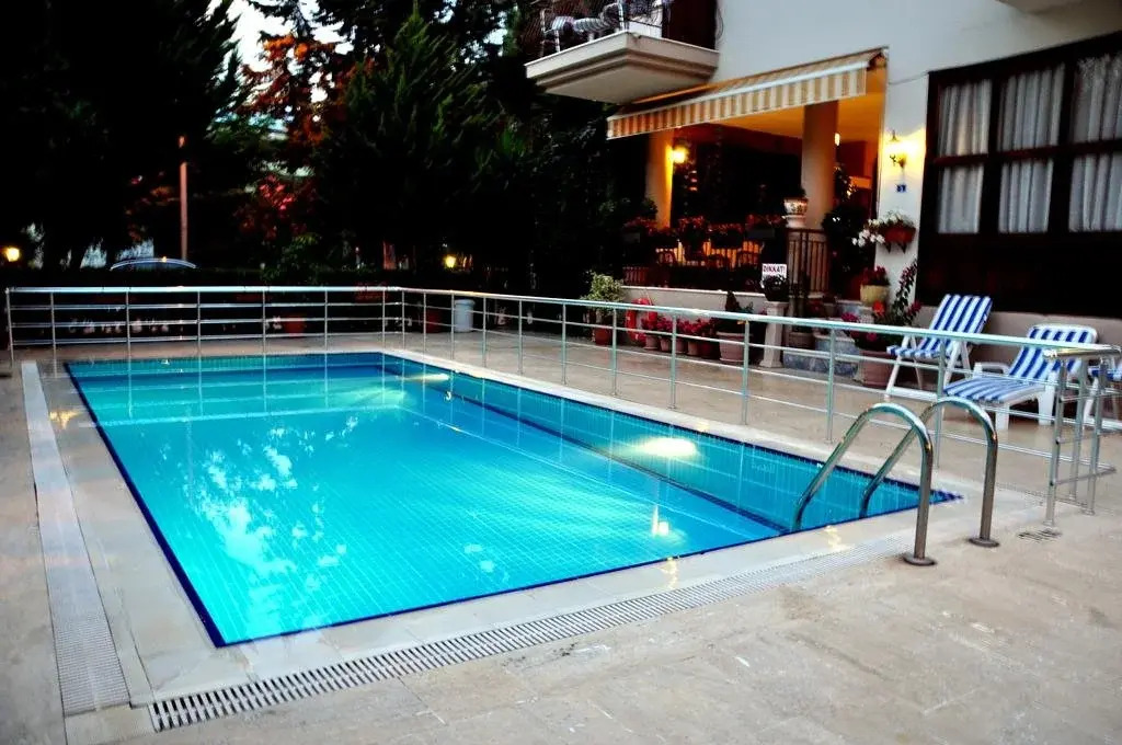 Nihan Hotel