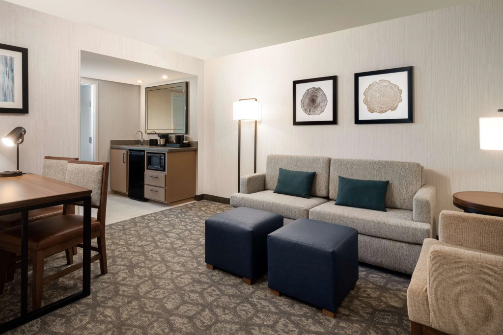 Embassy Suites by Hilton Portland Airport