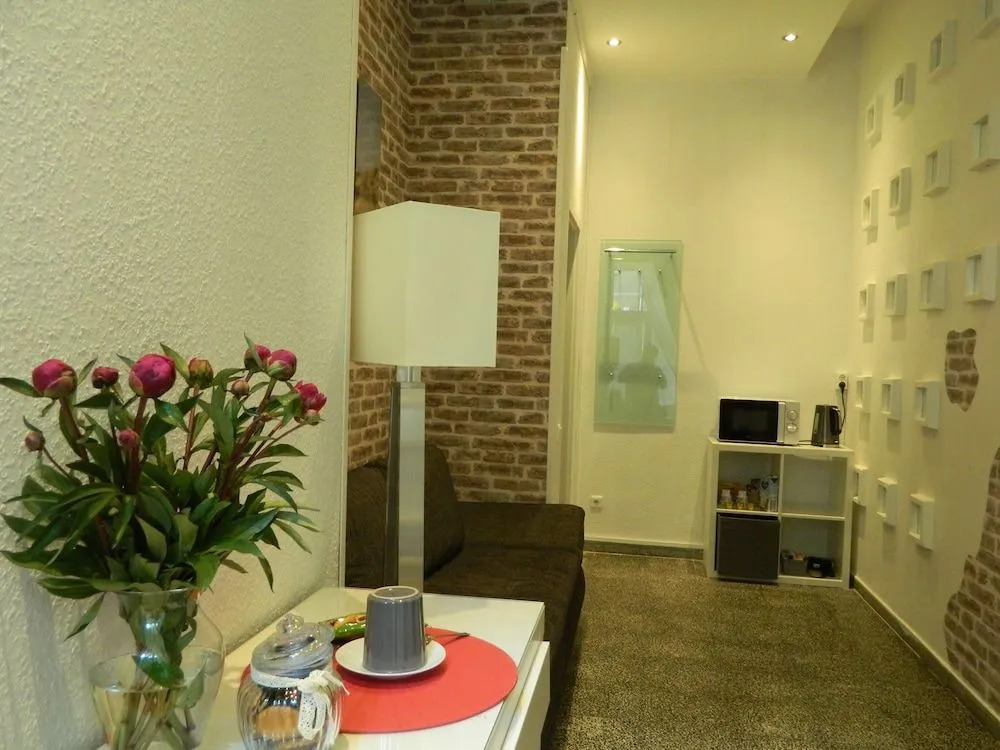 K&S Apartments