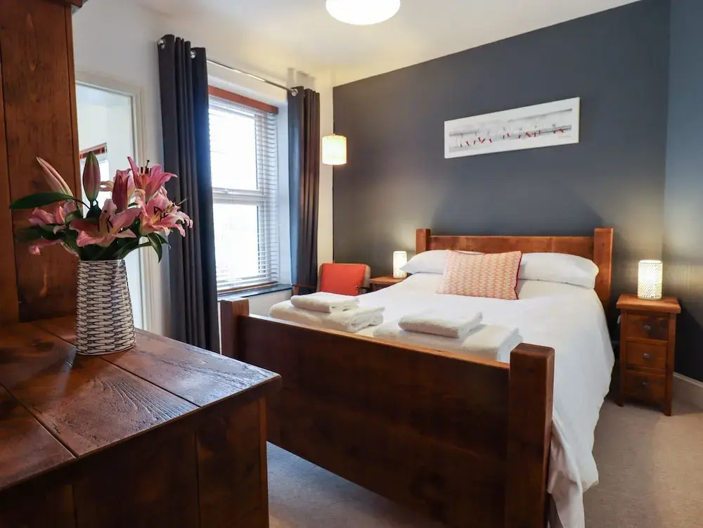 Oystercatcher House