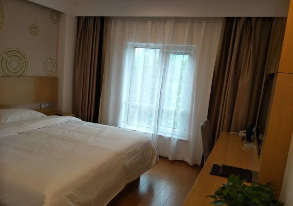 GreenTree Inn Tianjin Dongli Development Zone Huamingzhen Airport Express Hotel
