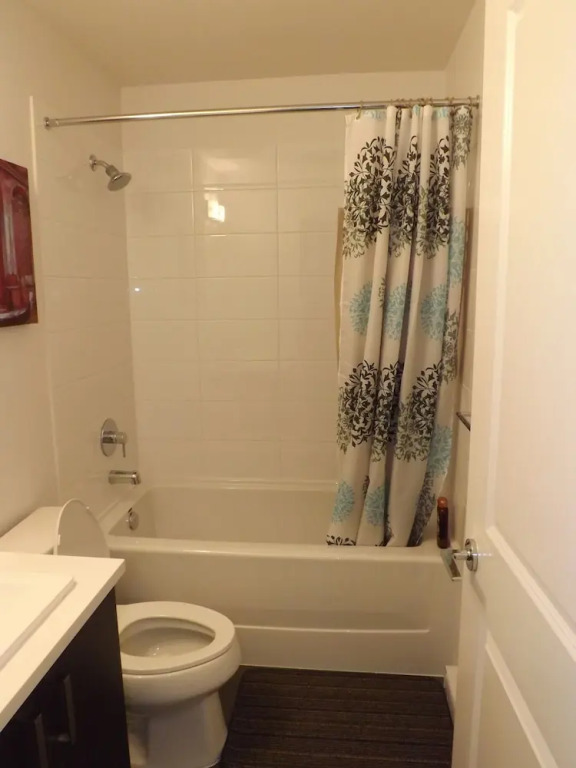 Welcome To Surrey Townhouse
