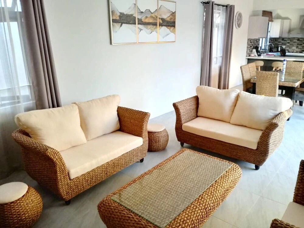 Villa With 3 Bedrooms in Pointe aux Canonniers, With Private Pool, Enc