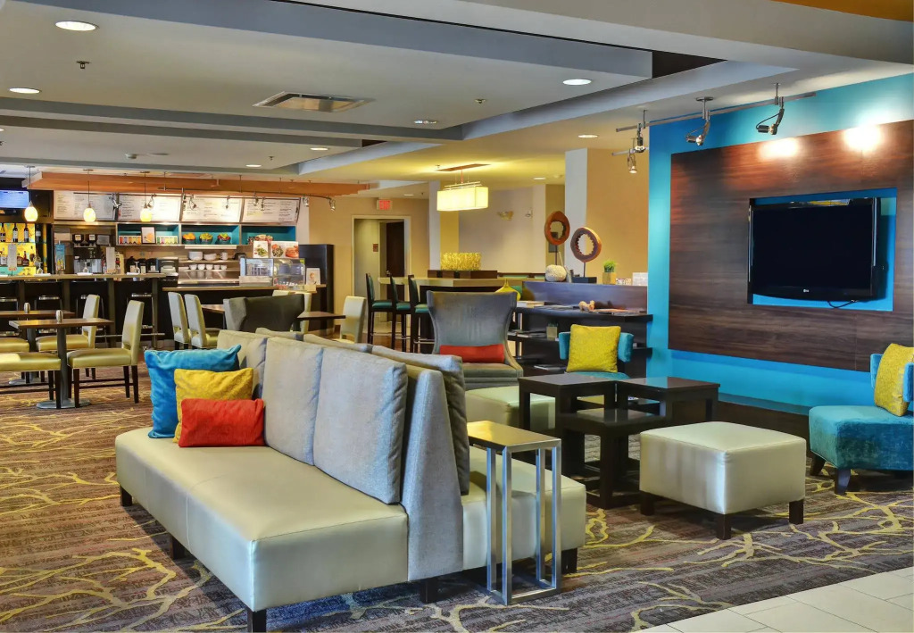 Courtyard by Marriott Indianapolis South