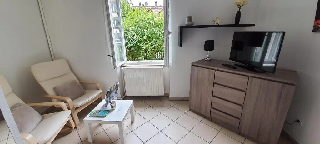 Appartement climatisé avec jardin