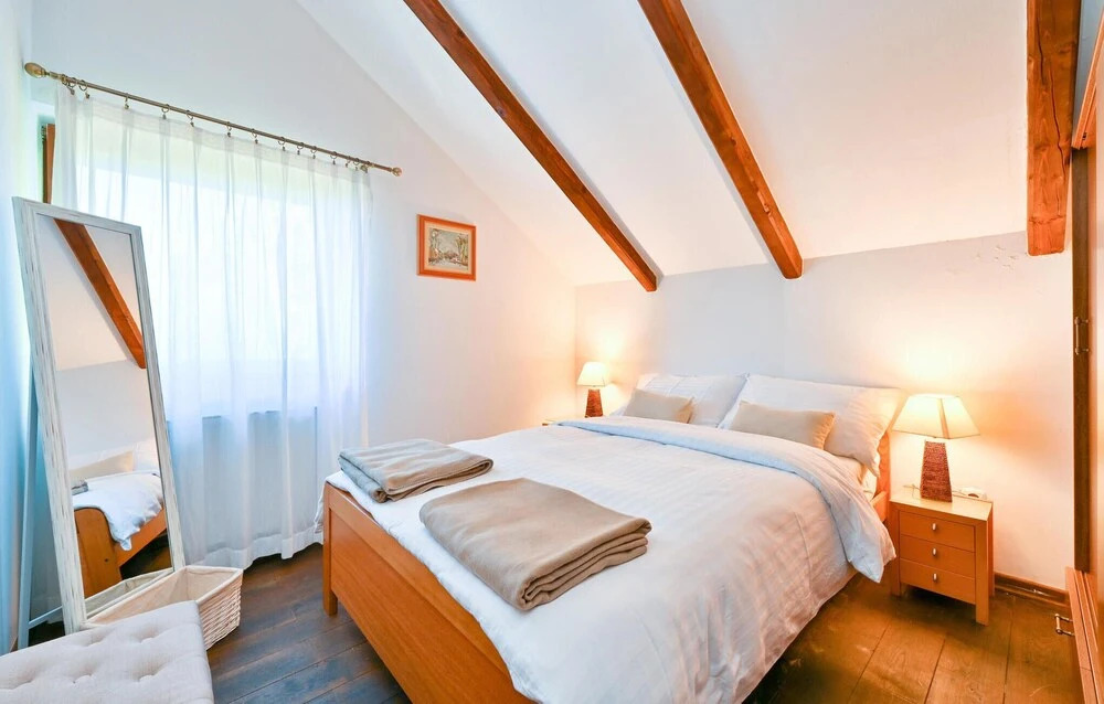 Beautiful Home in Karlovac With Sauna, Wifi and 3 Bedrooms