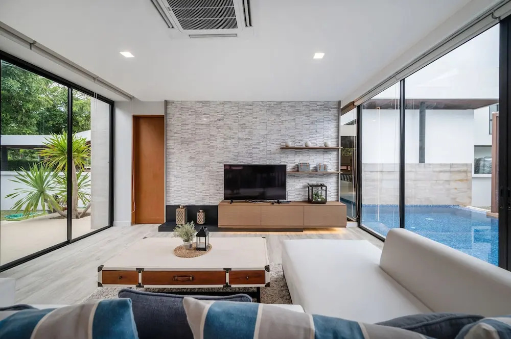 Movenpick Residences 4-Bedroom Pool Villa Beach Access, Na Jomtien Pattaya