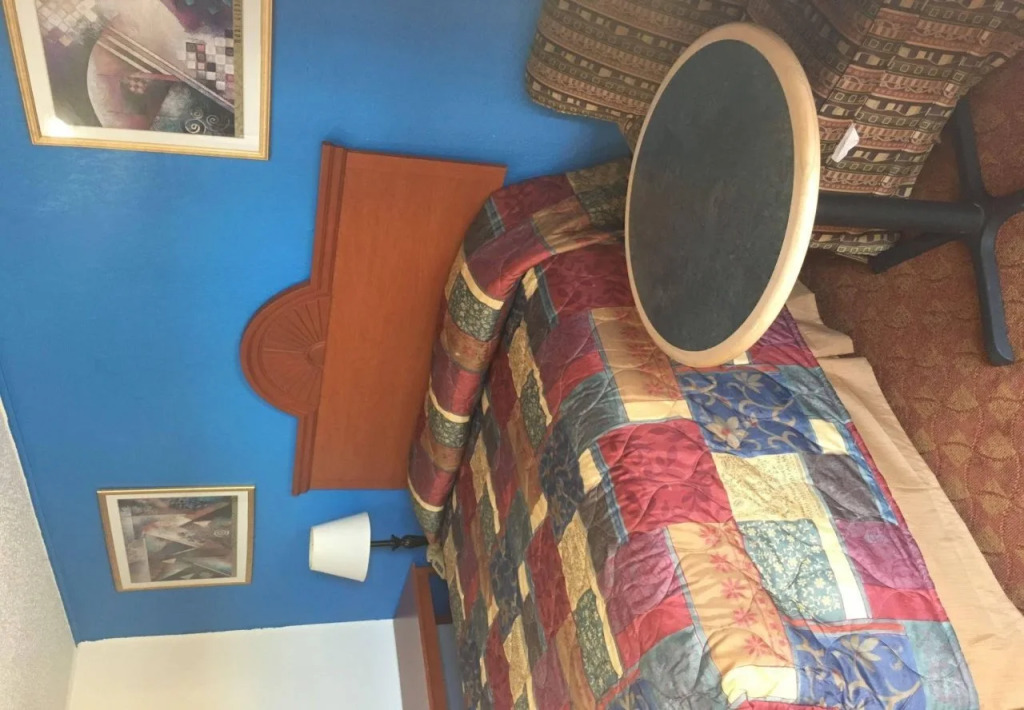 Economy Motel