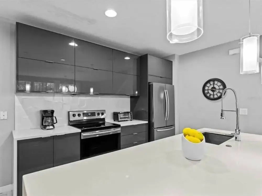 Beautiful Vacation Home With Splash Pool 35