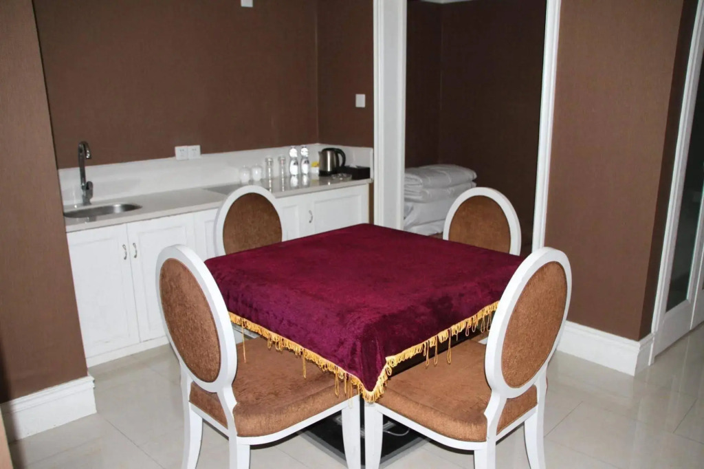 Wutongshanportofinohotels