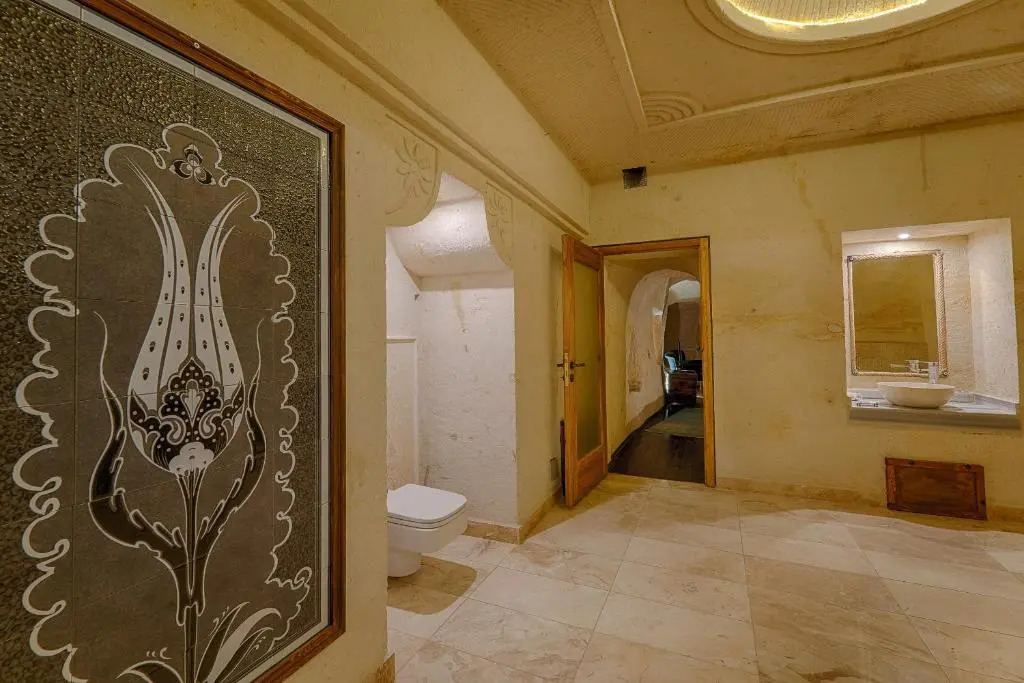 Taru Cave Suites