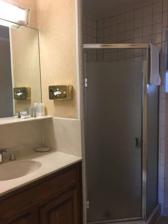 Pacific Heights Inn