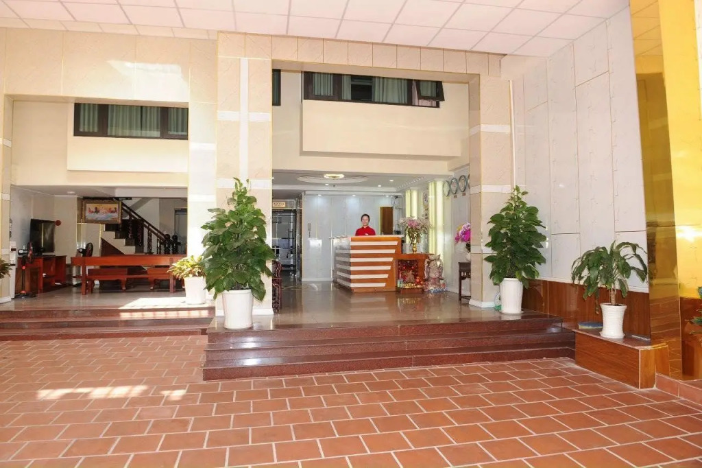 Red Sun Sài Gòn Hotel