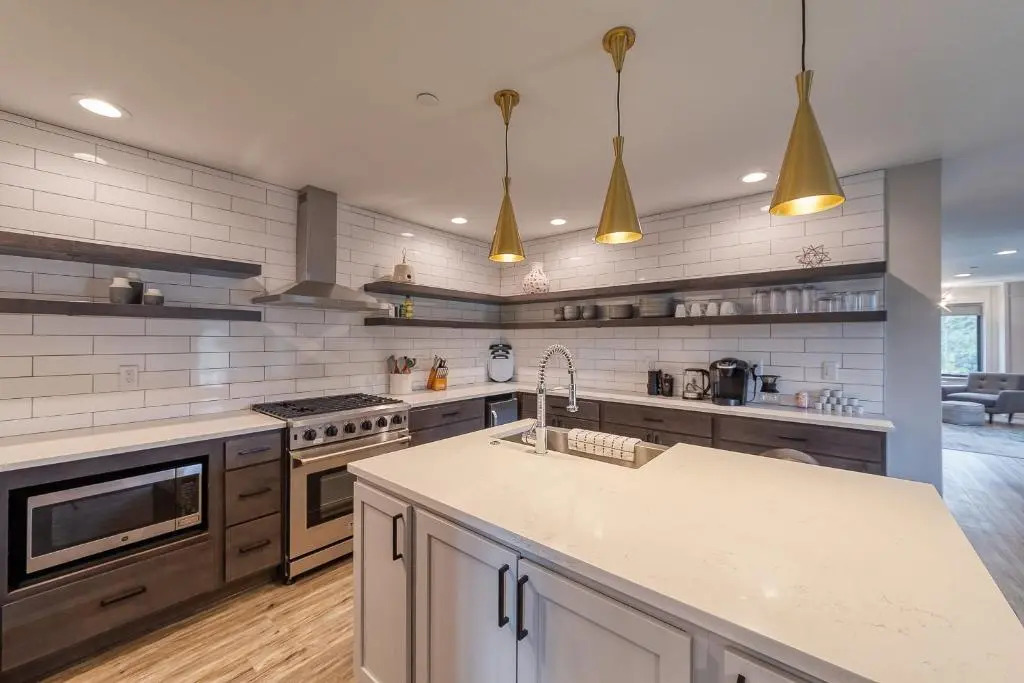 New Private Suite in Tech-enabled townhome