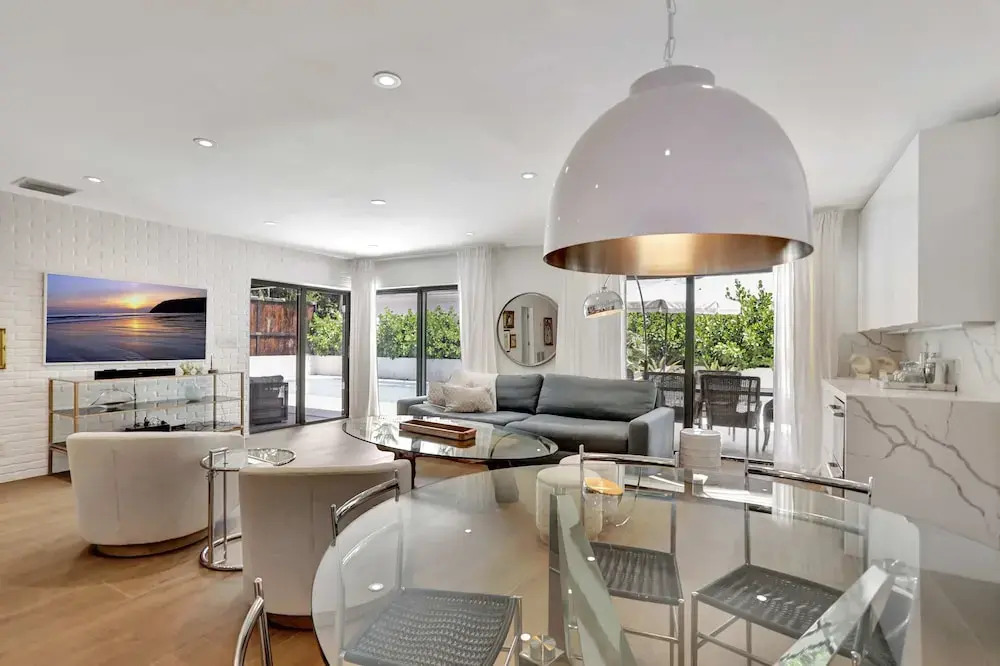 Ocean Breeze Villa - 3 BDR Pool
