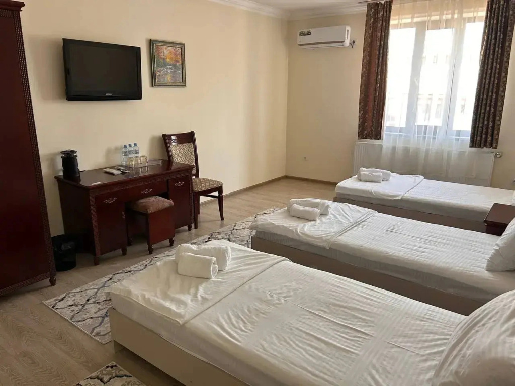 Avlod Guest House