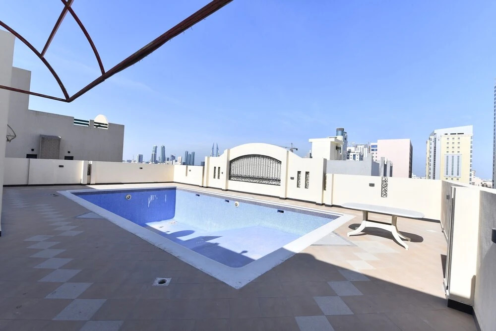 OYO 121 Ramiya Plaza