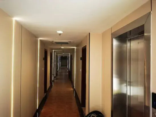 Binjiang Resort Center