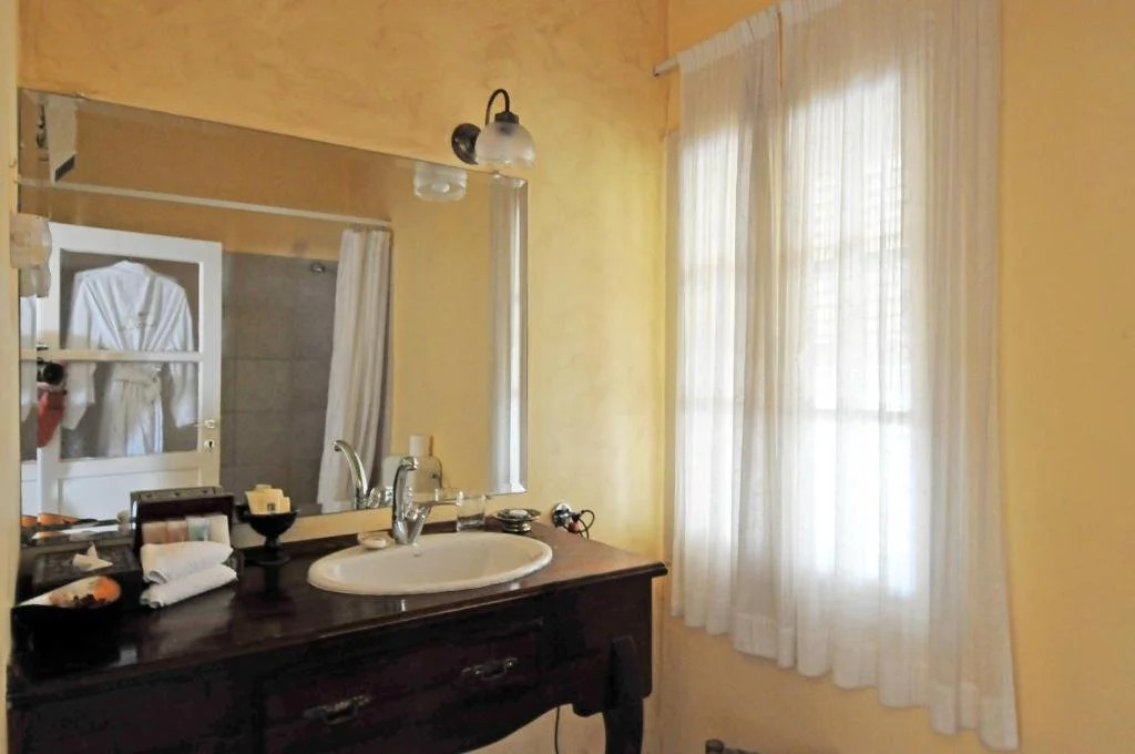 Shulamit Inn