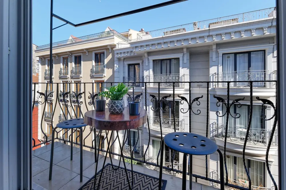 Cozy Central Apt 1BR near Galataport