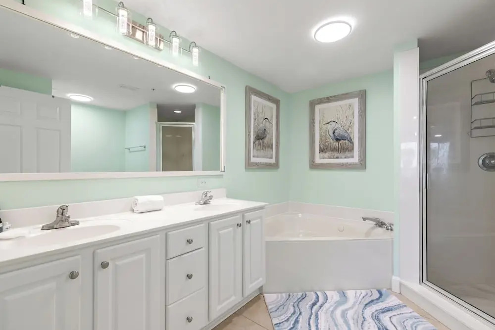 Pelican Perch! 3BR 3BA Corner Beachfront Condo w/ Epic Views, Sleeps 9
