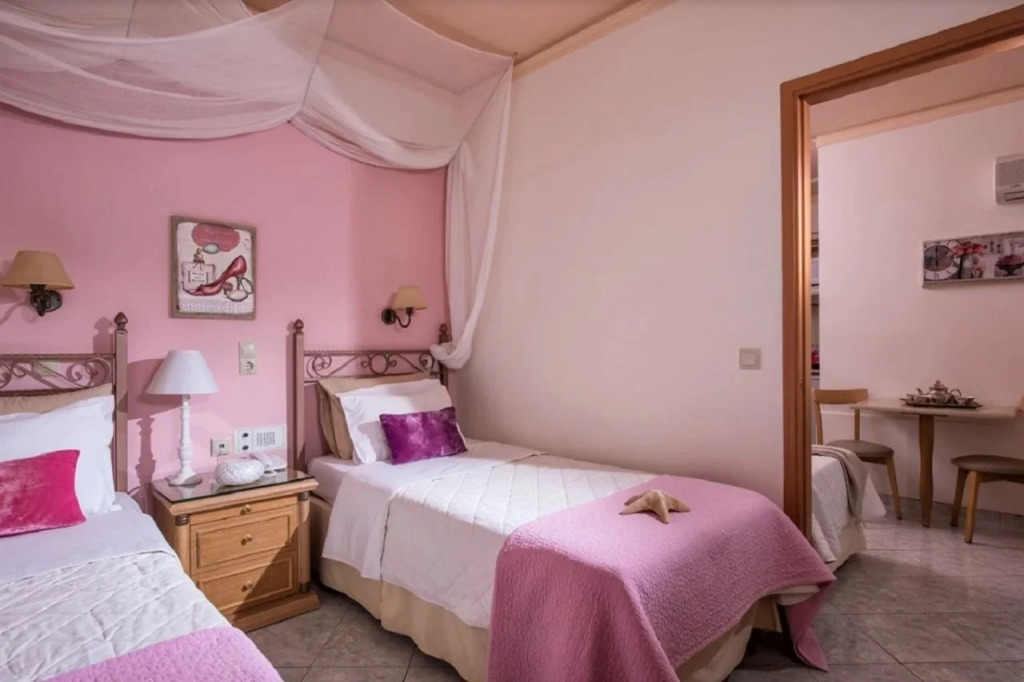Socrates Hotel & Villas Malia Beach