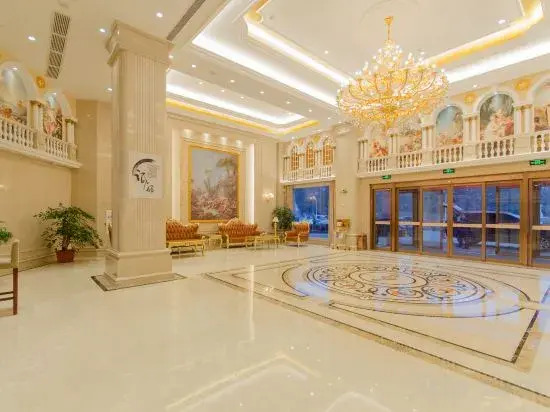 Vienna Hotel (Xiangyang Zuanshi Avenue)