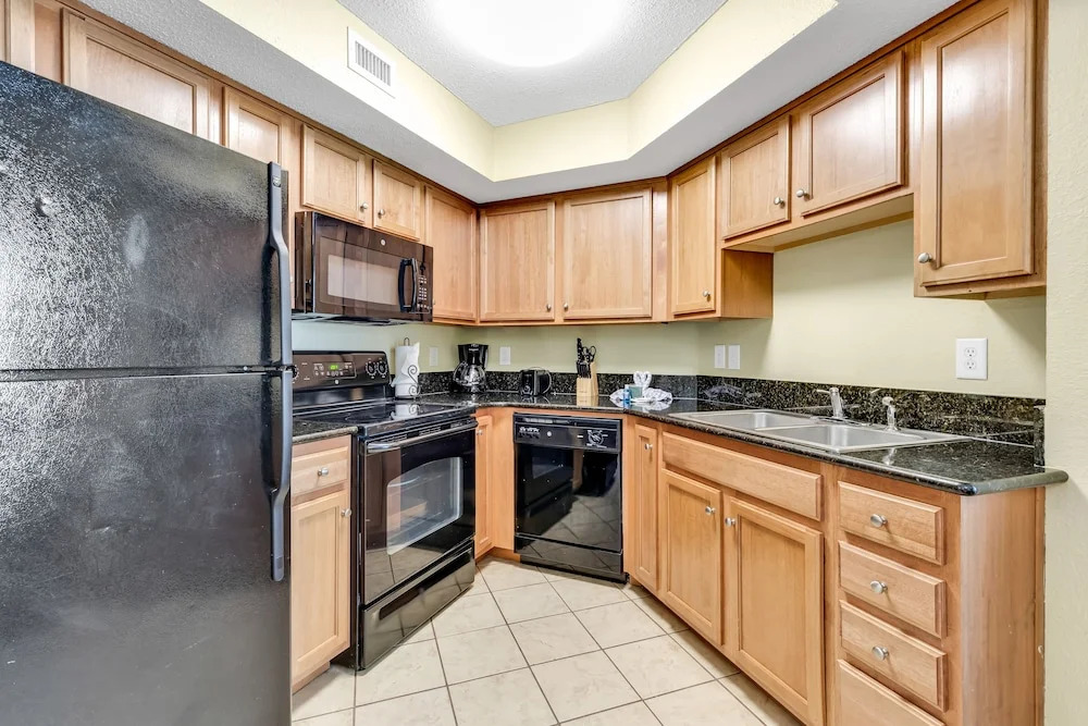 Bayview Signature Condos