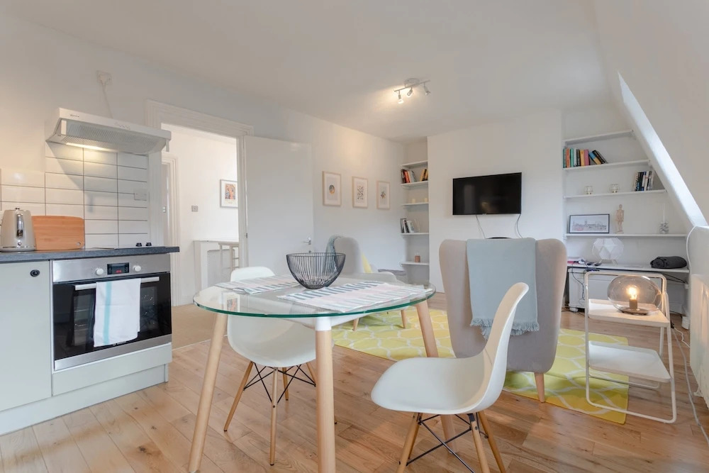 Comfortable 1 Bedroom Flat in Belsize Park