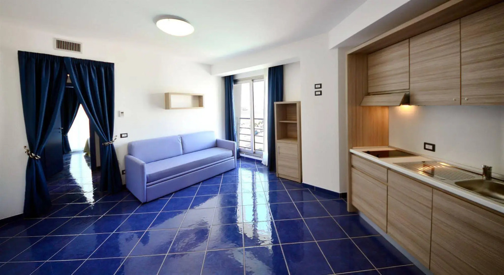 Astro Suite Hotel