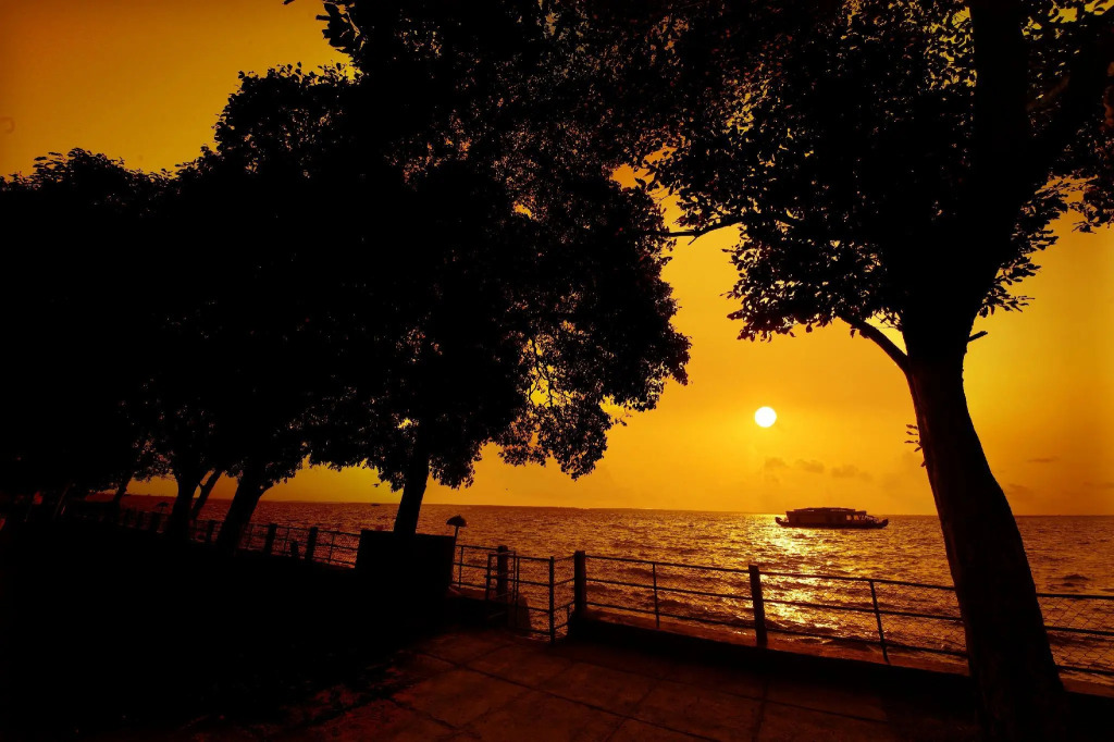 ILLIKKALAM Lakeside Cottages Kumarakom Kerala