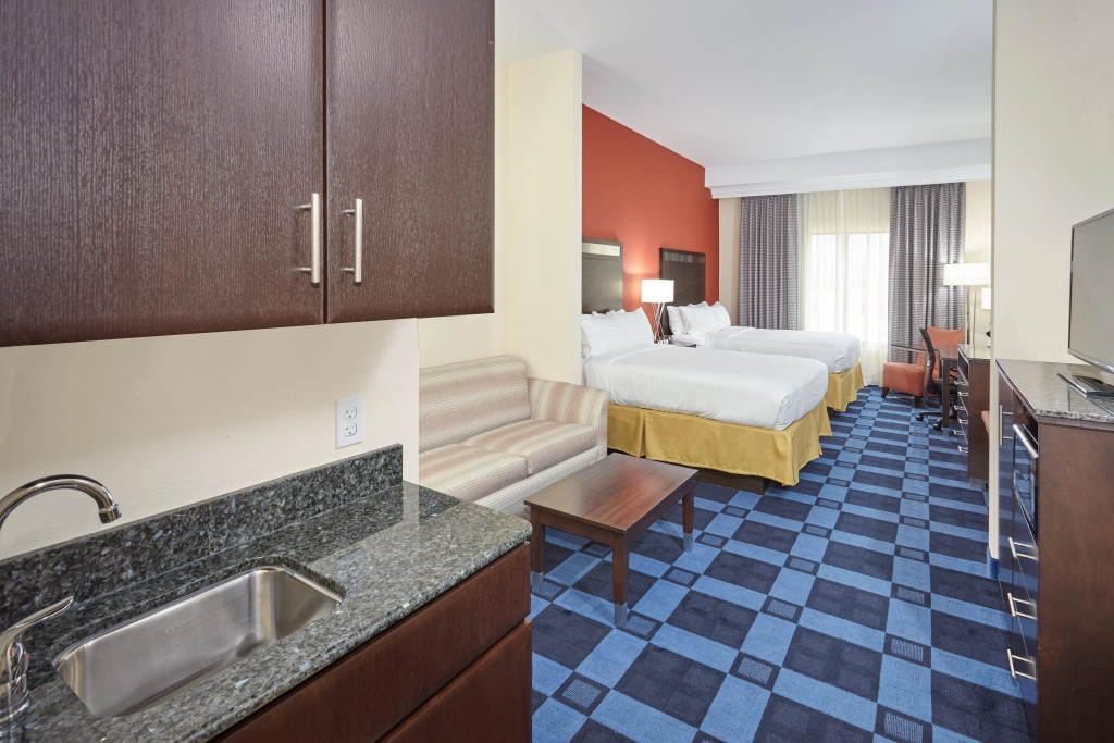 Holiday Inn Express Hotel & Suites Columbia Univ Area-Hwy 63 by IHG