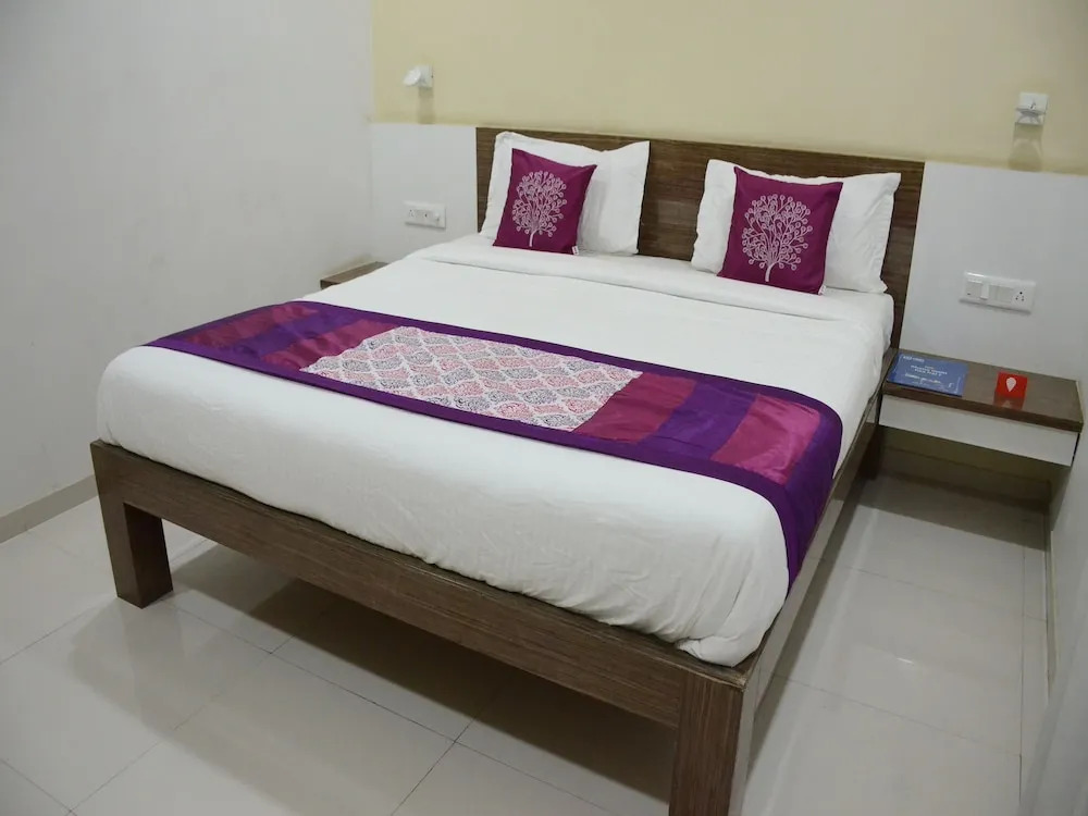 OYO 4017 Hotel Grand Ashwin 1