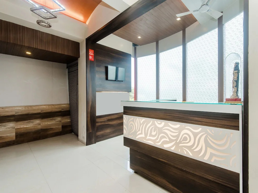 Hotel Sai Comforts