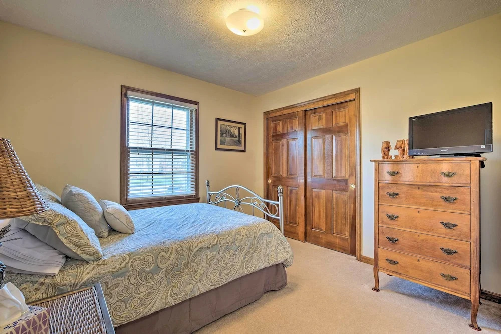 Lexington Home ~ 2 Mi to University of Kentucky!