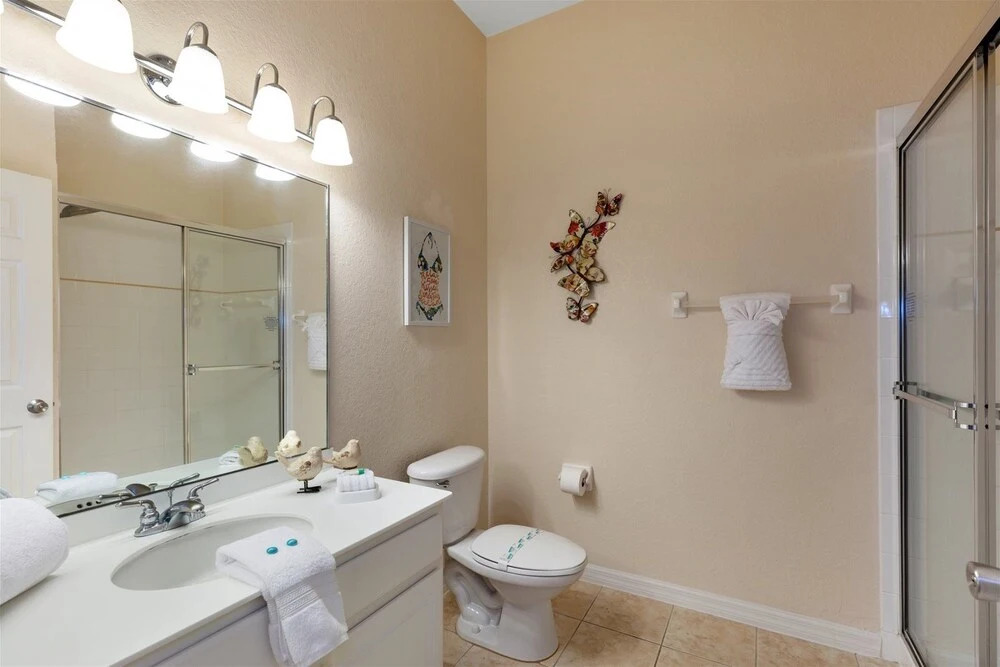 Fabulous 3 bed Condo Near to all the Attractions - 479