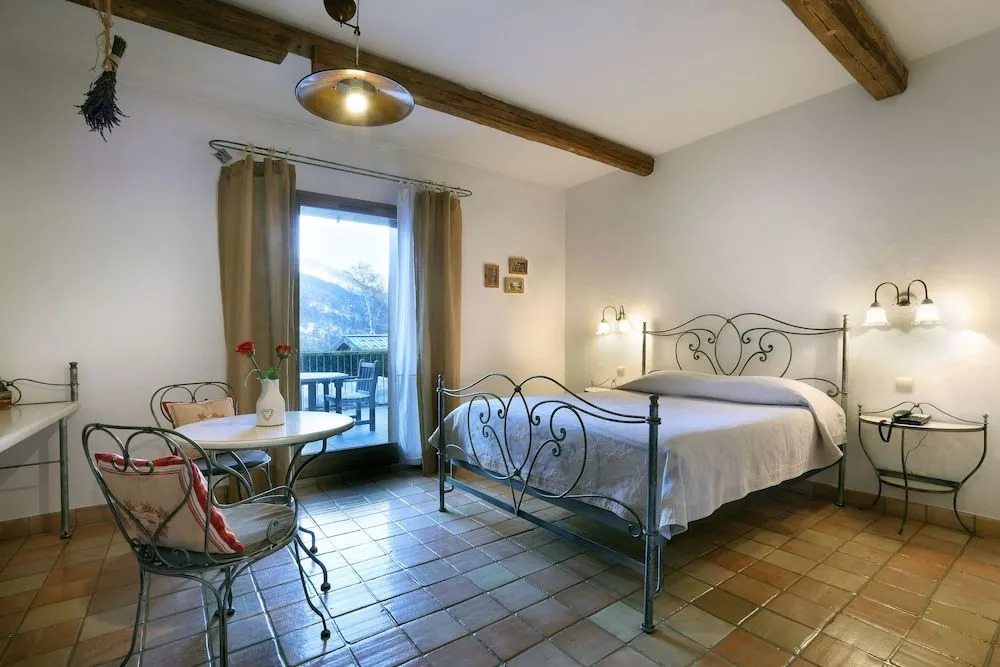 Hotel Autantic