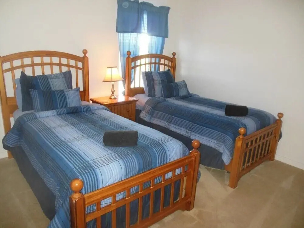 5 Bedroom, 3 Bath Disney Conservation View Home!