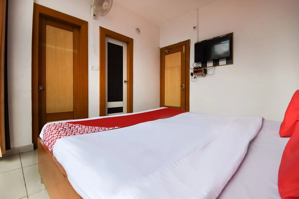 Oyo 47656 Ayush Home Stay